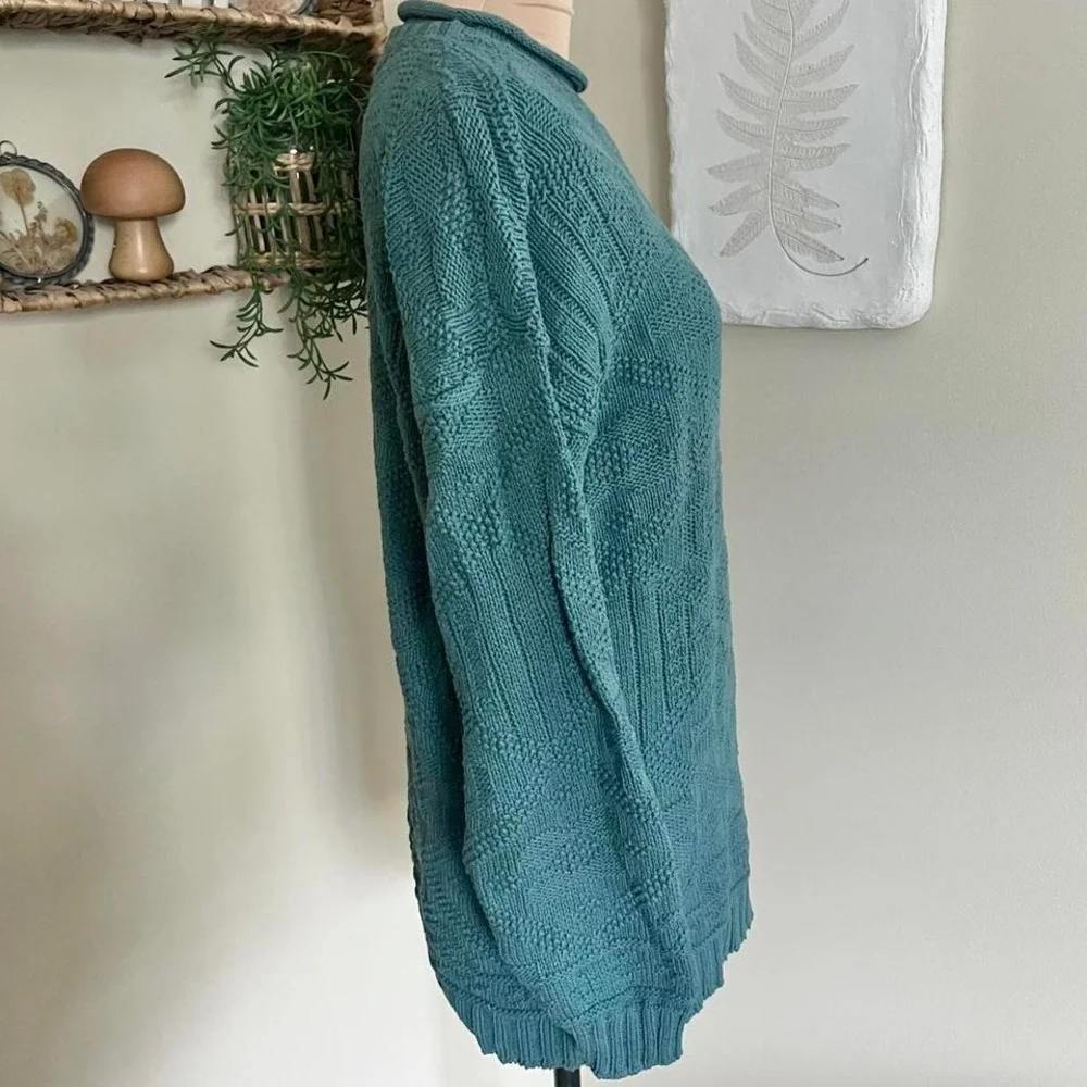 Vintage 80's‎ 90's Teal Knit Mock Neck Embossed Sweater